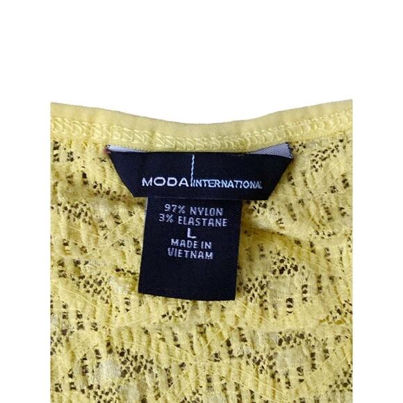 MODA INTERNATIONAL Womens Size Large Sheer Yellow Lace Short Sleeve V Neck Shirt - Picture 6 of 6